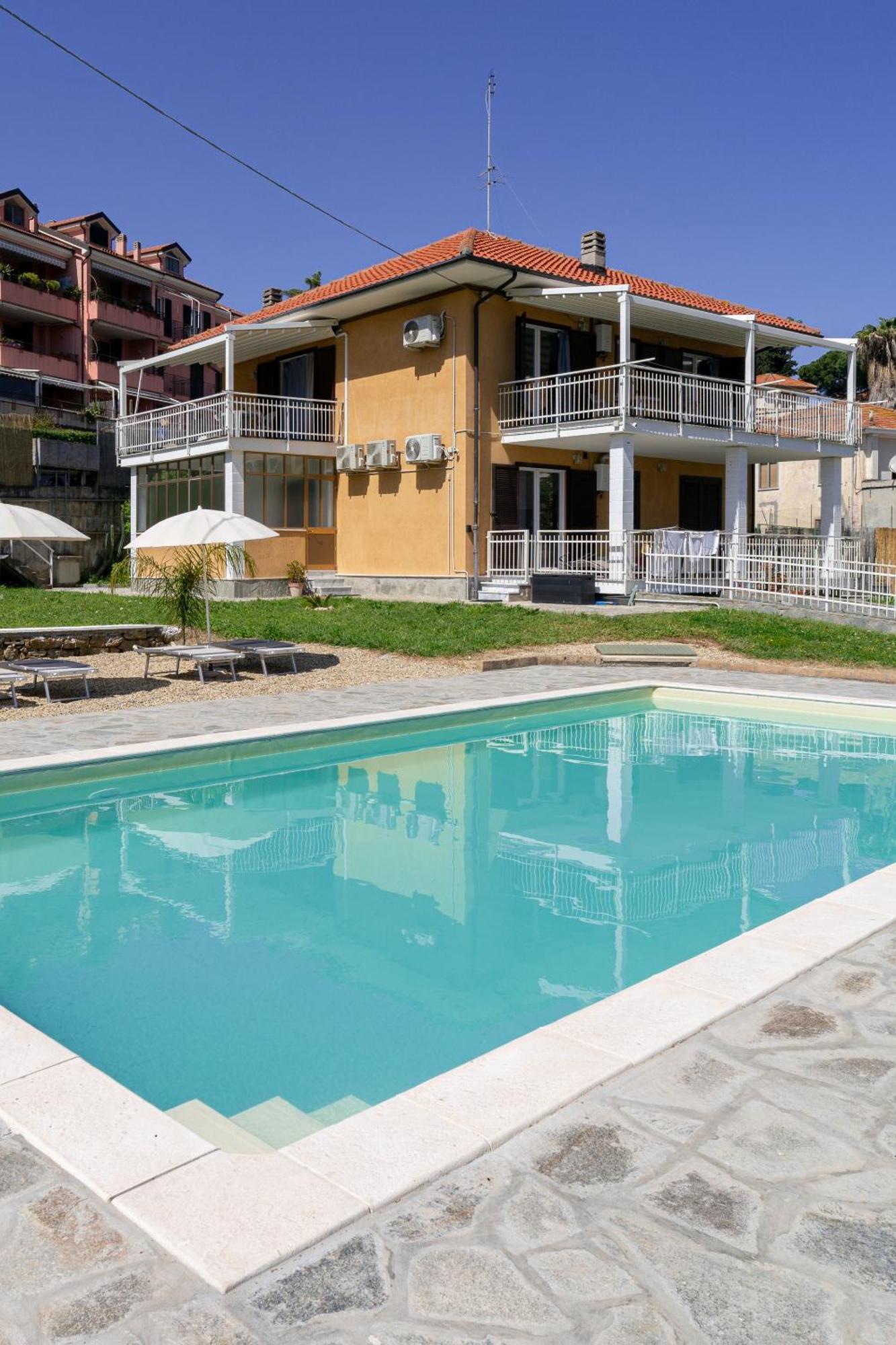 Il Gattino Di Porto - Apt 1 - Monolocale Veranda Piscina Imperia Exterior foto
